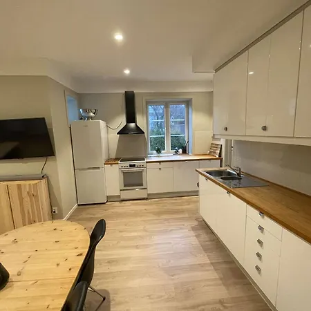 公寓 Sentral Og Moderne